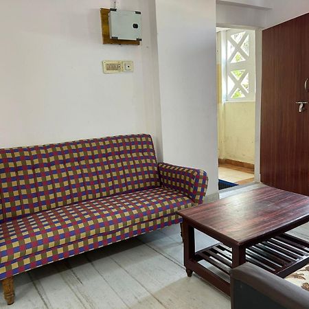 Hotel Vasavi Nivas Tirupati Exterior foto