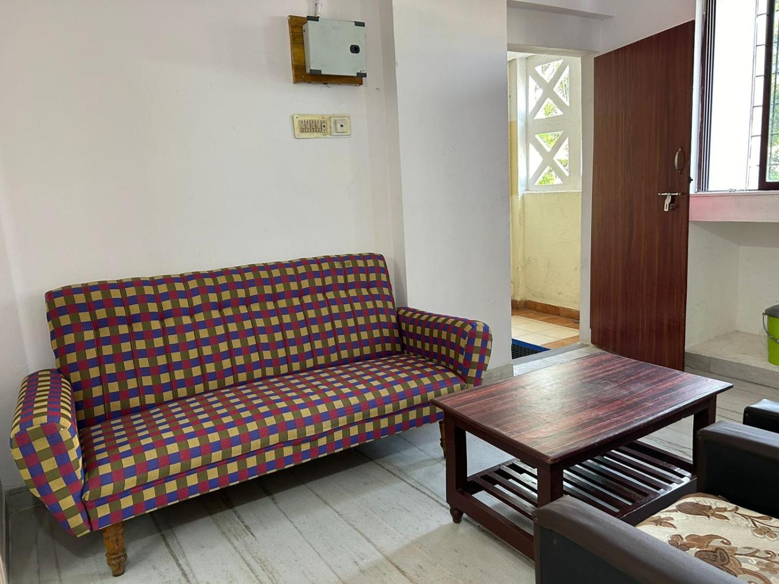 Hotel Vasavi Nivas Tirupati Exterior foto